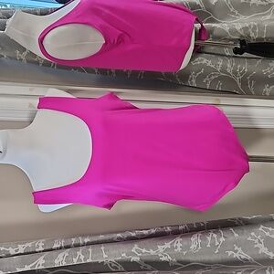 Express Body Contour Scoopneck Thong Bodysuit